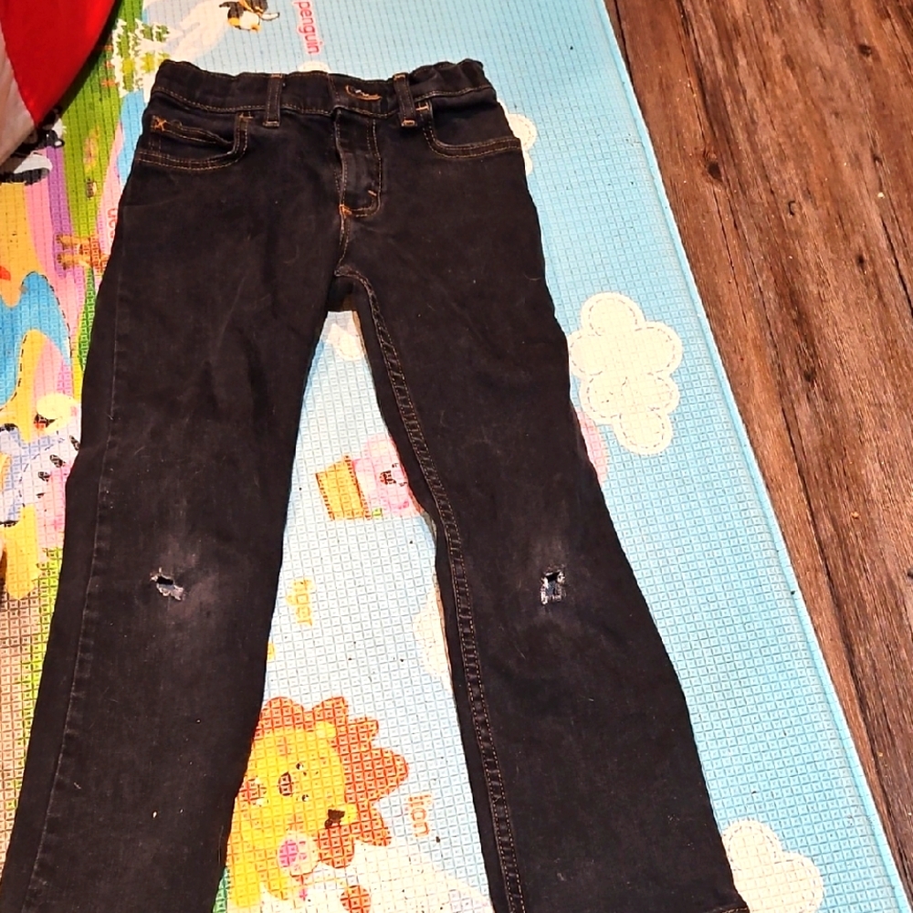 NEVER WORN Size 8 Wrangler Black Bootcut Jeans Distressed Style